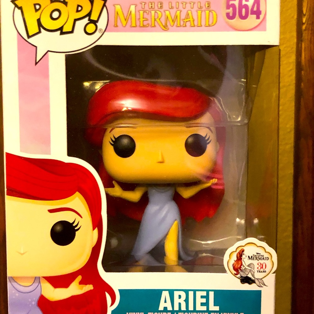 Funko Pop Disney Ariel and Beanstalk Mickey